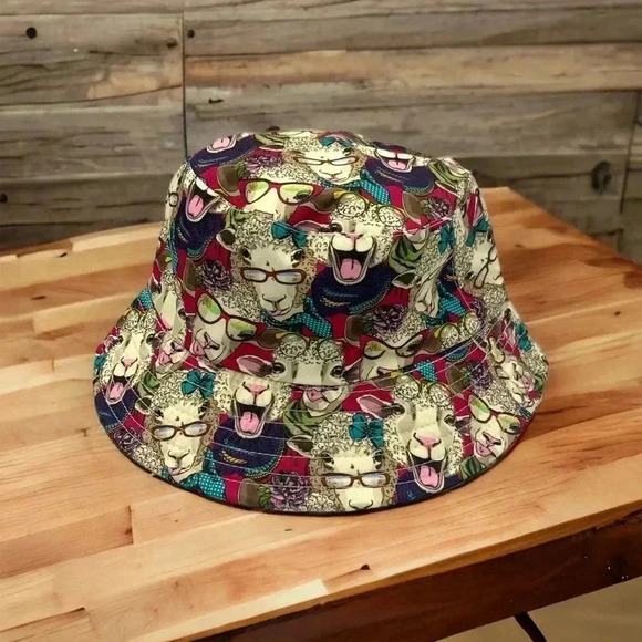 Boutique No Drama Laughing Llama Print Trendy Fully Reversible Bucket Hat OSFM - Picture 4 of 6